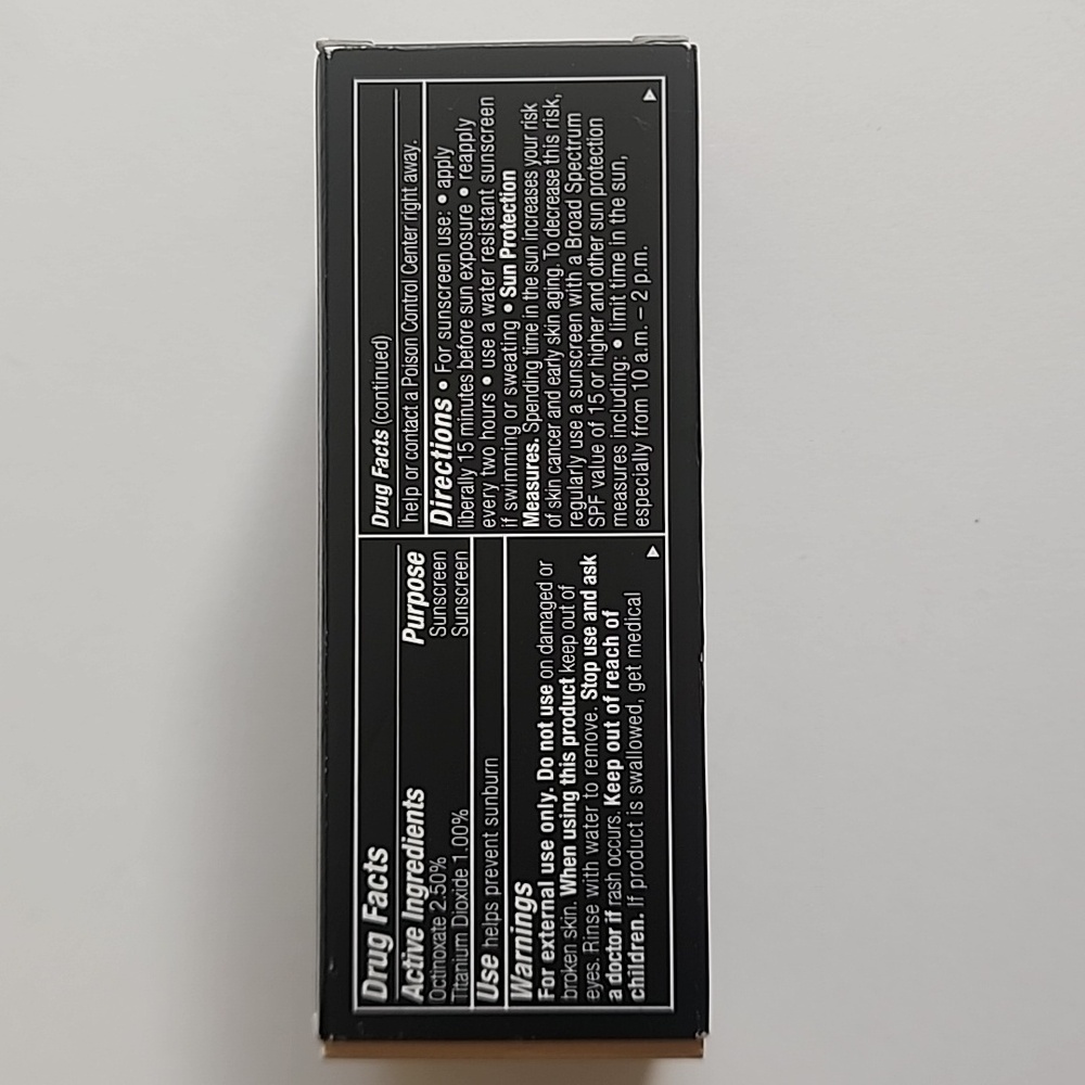 MAC Cosmetics Studio Fix Fluid NC15 - Picture 3 of 4